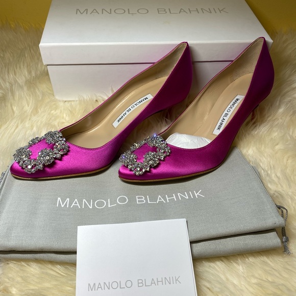 New authentic Manolo Blahnik hangisi heels - Picture 9 of 14